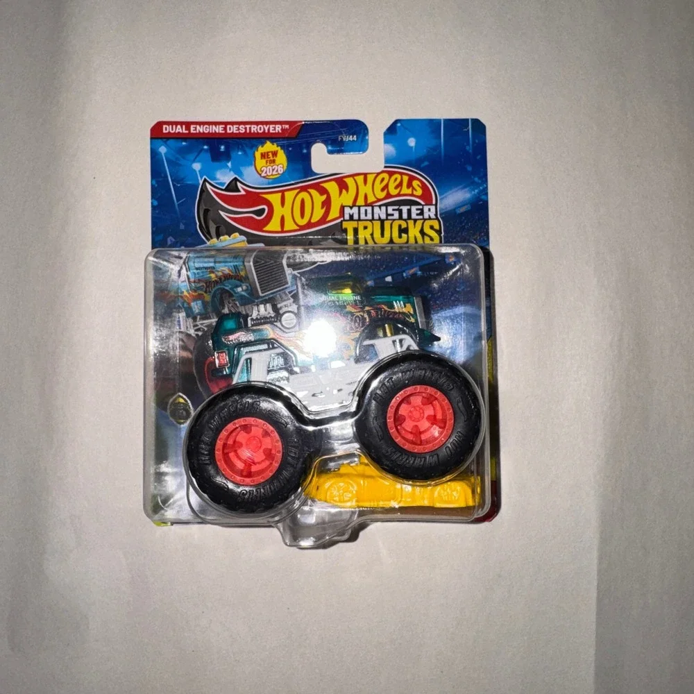 Hot Wheels Monster‎ Trucks Dual Engine Destroyer Teal Semi Truck 1:64 FYJ44 NEW